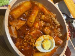 芝士拉面炒年糕-喜来稀肉(北外滩白玉兰广场店)