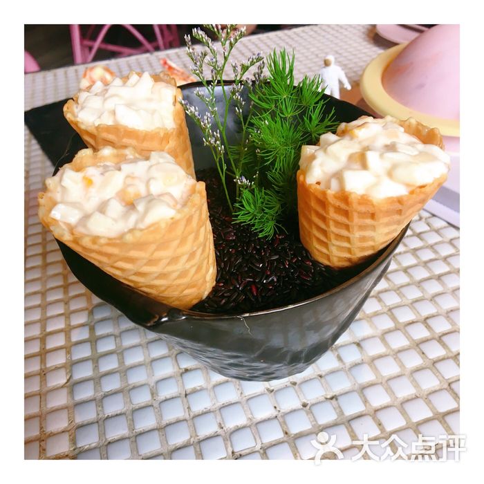 弥鹿餐厅mirror restaurant&lounge甜筒沙拉图片-北京创意菜-大众点评