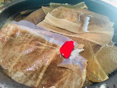 -三人行骨头王火锅(长寿店)