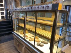 面包甜点陈列柜-霸王茶姬(南强街店)