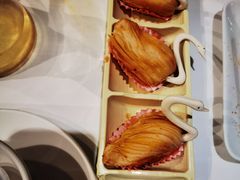 榴莲千丝酥-稻香酒家·34年老字号·港式粤菜(汉街店)