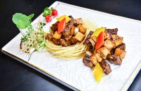 Black Pepper Mushroom Beef Cubes