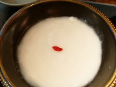 -老牌坊云南鱼豆花火锅(哈西万达店)