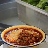 小面配豆花，一吃一个不吱声