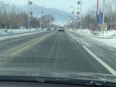 -丝绸之路山地度假区滑雪场