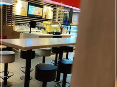 -麦当劳(海岸城店)