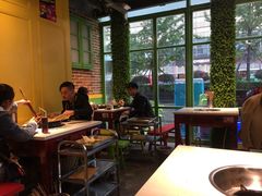 -钢管厂五区小郡肝串串香(奥克斯广场锦城万达店)