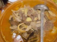 -霄汉牛三鲜湖北砂锅菜(万松园2店)