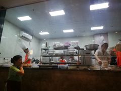 -小牛叔鲜切牛肉·火锅·烤肉自助(公济桥路店)
