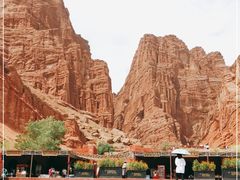 -天山神秘大峡谷