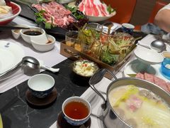 -红鼎豆捞·非遗鲍皇汤火锅(宝丰路店)