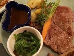 -绿茵阁(体育西分店)