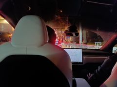 -TESLA 特斯拉(上海太古汇体验店)