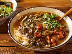 老坛酸菜牛肉米线-三十三碗黄牛肉面(东原1891店)