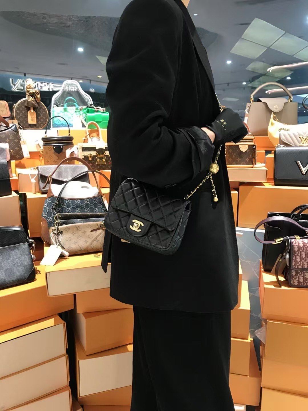 香奈儿方胖子金球 冬天的百搭款