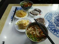 -舌尖尖牛肉面(甘南路店)