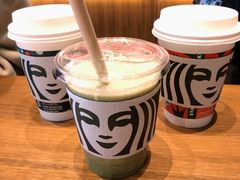 -星巴克臻选(北京太阳宫凯德店)