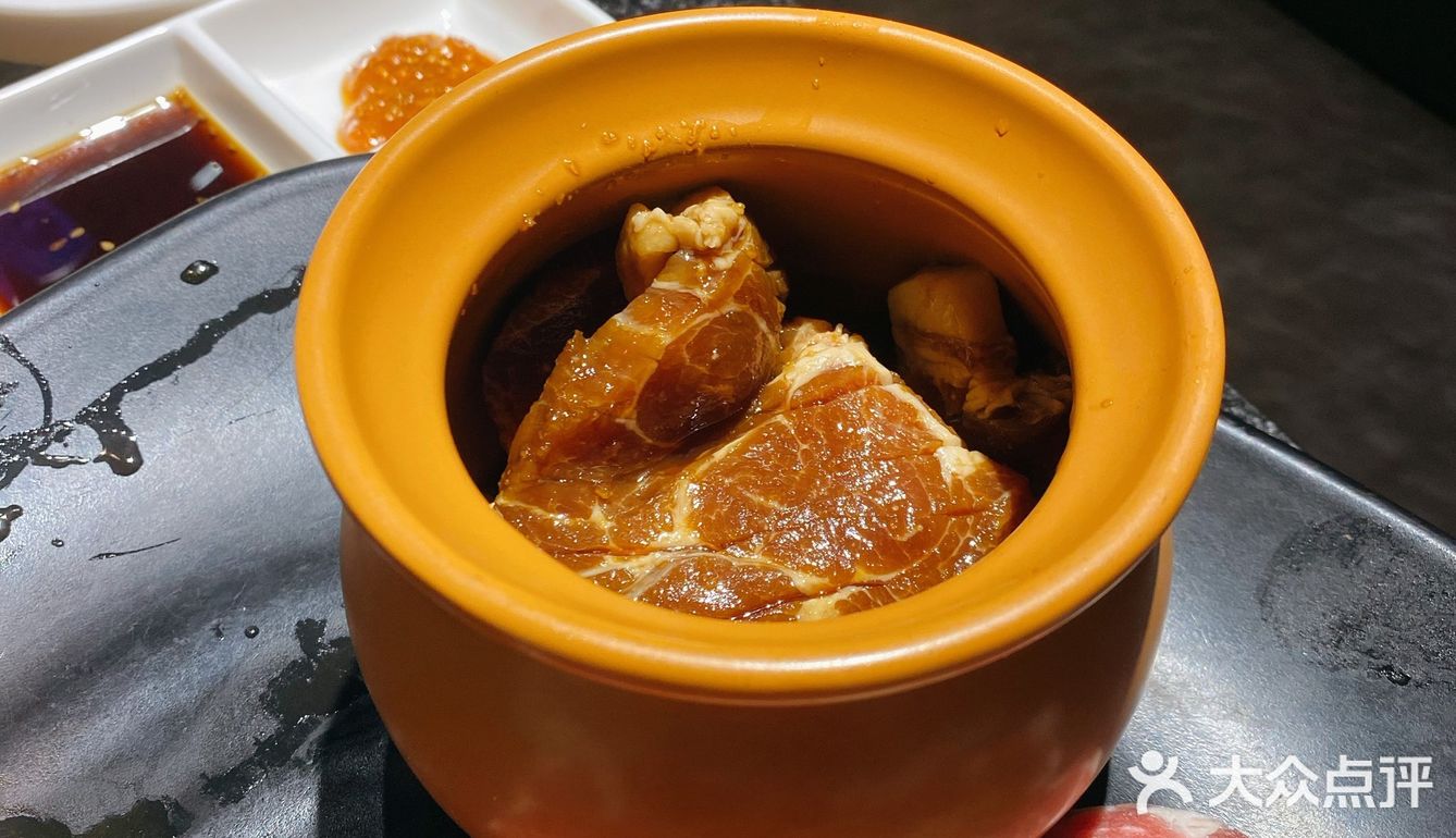 万胜围地铁出来很快就到