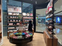 零售区-Laderach 莱德拉(上海环贸iapm店)