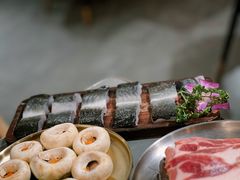 -围炉肉舍丹东海鲜烤肉·烤活鳗(步行街店)