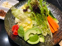 -山川小町·极番烧肉(新地假日广场店)