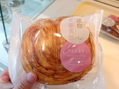 -绿姿鲜奶烘焙(临城店)