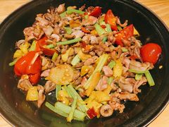 泡脚鸡杂-十三式重庆江湖菜(金茂览秀城店)