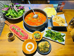 -贵厨酸汤牛肉(花果园国际中心店)