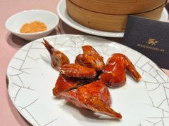 脆皮乳鸽-新荣记(南京西路店)