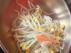 凉拌豆芽-伏一解牛烤肉专门店(信业购物中心店)