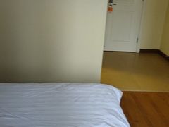 -如家酒店(武汉长江大桥钟家村地铁站店)