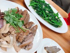 -乌文新澄海卤鹅店