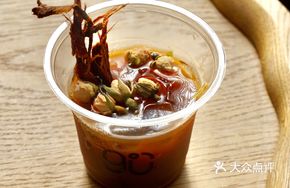 Flower Queen · Peach Helper