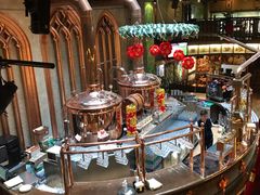 -皇冠自酿啤酒坊(中国红街5号楼店)