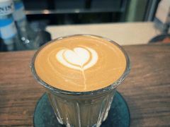 澳白-六区宿舍咖啡店