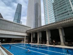 -富力丽思卡尔顿酒店健身中心