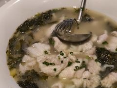 -严记小天府酸菜鱼(西四路店)