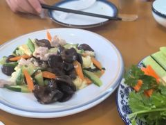 -鹤乡东北菜(崮山路店)