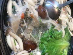 珍菌打边炉-湘约爨厨(太白立交店)