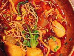 -成都你六姐·牛肉冒菜(上海环宇荟店)