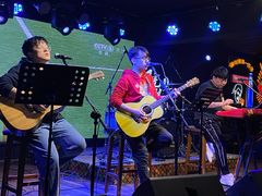 -热河以北x月亮瓦肆livehouse(环山路店)