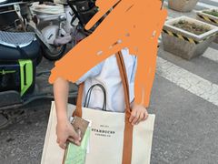 -星巴克(武汉金色港湾店)