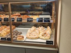 -Dough&Joe团憩(瑞虹天地月亮湾店)