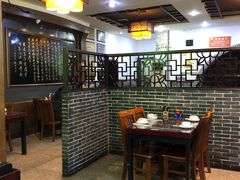 大堂-何氏排骨(左家塘店)