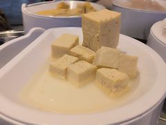 -龍歌自助小火锅(市北CBD万达店)