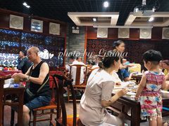 大堂-老兰家传统烧烤炒菜泡馍(小南门店)