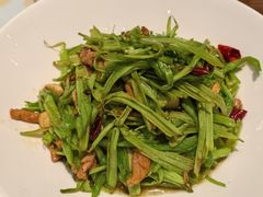 -黄泥岗·地道湖北菜(奥特莱斯店)