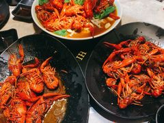 -沪小胖小龙虾(淮海中路旗舰店)