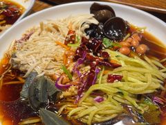 -万里闯关东铁锅炖菜馆(高新旗舰店)