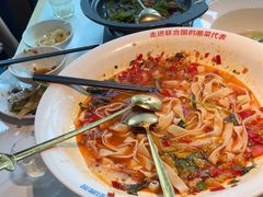 -坛宗剁椒鱼头(河西王府井店)